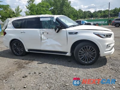 Czwarte zdjęcie samochodu z boku: 2024 INFINITI QX80 SENSORY VIN:JN8AZ2BE8R9325734 - miniatura
