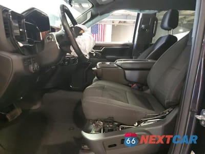 Zdjęcie 7 z 12 samochodu: 2022 CHEV SILVERADO VIN:1GCUDDED9NZ604173 - miniatura