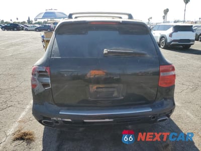Zdjęcie 6 z 13 samochodu: 2010 PORSCHE CAYENNE VIN:WP1AA2AP7ALA12315 - miniatura