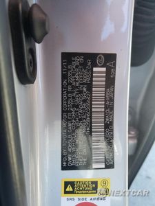 Zdjęcie 12 z 14 samochodu: 2012 LEXUS CT 200 VIN:JTHKD5BH6C2066427 - miniatura