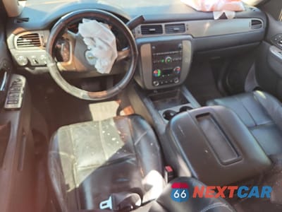 Zdjęcie 8 z 14 samochodu: 2011 CHEVROLET AVALANCHE LT VIN:3GNTKFE30BG140262 - miniatura