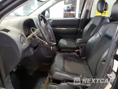 Zdjęcie 7 z 13 samochodu: 2014 JEEP COMPASS LATITUDE VIN:1C4NJCEA9ED618410 - miniatura