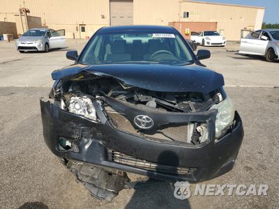 Piąte zdjęcie samochodu w środku: 2011 TOYOTA CAMRY BASE VIN:4T1BF3EK2BU118769 - miniatura