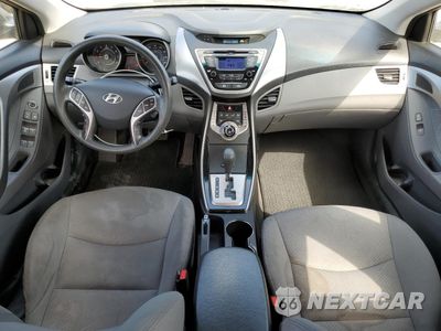 Zdjęcie 8 z 12 samochodu: 2013 HYUNDAI ELANTRA GLS VIN:5NPDH4AE6DH318273 - miniatura
