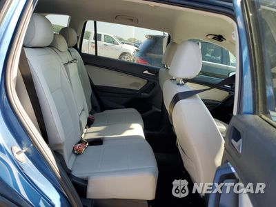 Zdjęcie 10 z 12 samochodu: 2020 VOLKSWAGEN TIGUAN SE VIN:3VV2B7AX8LM076494 - miniatura