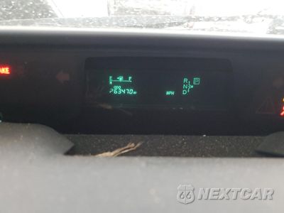 Zdjęcie 9 z 14 samochodu: 2004 TOYOTA PRIUS VIN:JTDKB20U740011729 - miniatura
