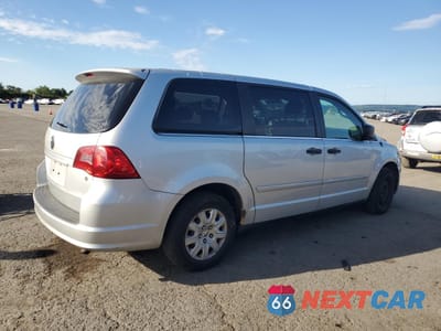 Trzecie zdjęcie samochodu z tyłu: 2009 VOLKSWAGEN ROUTAN S VIN:2V8HW44199R501584 - miniatura