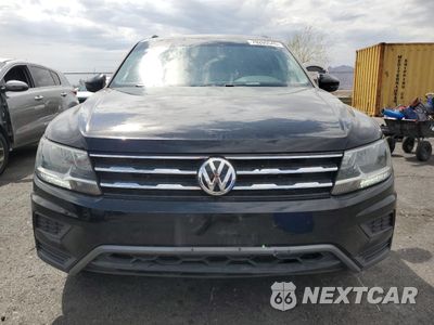 Piąte zdjęcie samochodu w środku: 2020 VOLKSWAGEN TIGUAN SE VIN:3VV3B7AX6LM115376 - miniatura