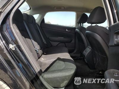 Zdjęcie 10 z 13 samochodu: 2019 KIA OPTIMA LX VIN:5XXGT4L35KG336814 - miniatura