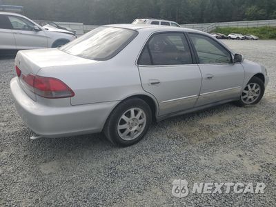Trzecie zdjęcie samochodu z tyłu: 2002 HONDA ACCORD SE VIN:1HGCG567X2A138539 - miniatura