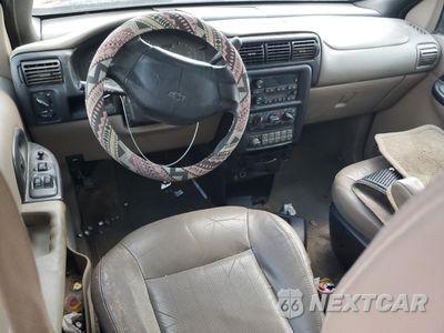 Zdjęcie 8 z 13 samochodu: 2004 CHEVROLET VENTURE VIN:1GNDX03EX4D168870 - miniatura
