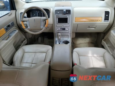 Zdjęcie 8 z 15 samochodu: 2007 LINCOLN MKX VIN:2LMDU88CX7BJ15684 - miniatura