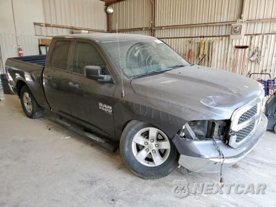 Czwarte zdjęcie samochodu z boku: 2020 RAM 1500 CLASSIC TRADESMAN VIN:1C6RR6FG8LS114560 - miniatura
