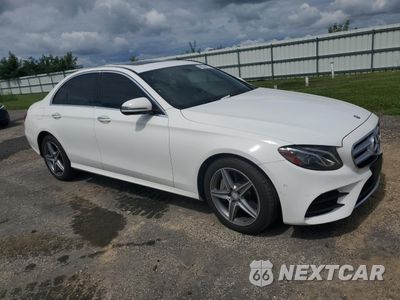 Czwarte zdjęcie samochodu z boku: 2017 MERCEDES-BENZ E 300 4MATIC VIN:WDDZF4KB2HA048154 - miniatura