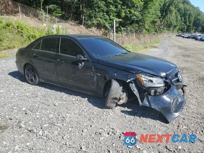 Czwarte zdjęcie samochodu z boku: 2015 MERCEDES-BENZ E 400 4MATIC VIN:WDDHF6HB9FB150248 - miniatura