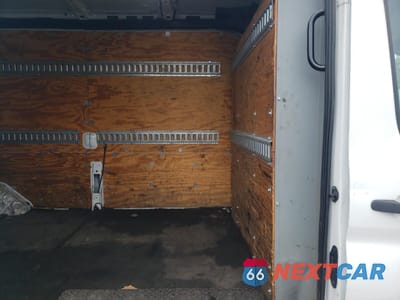 Zdjęcie 11 z 14 samochodu: 2020 FORD TRANSIT T-150 VIN:1FTYE1C89LKA17335 - miniatura