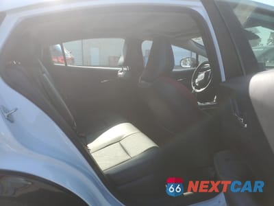 Zdjęcie 10 z 13 samochodu: 2025 TOYOTA PRIUS PRIME SE VIN:JTDACACU8S3041073 - miniatura