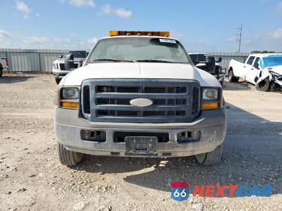 Piąte zdjęcie samochodu w środku: 2006 FORD F450 SUPER DUTY VIN:1FDXF46P16EB42390 - miniatura