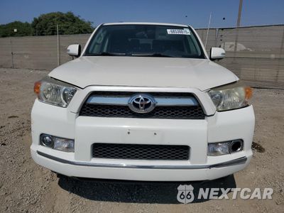 Piąte zdjęcie samochodu w środku: 2010 TOYOTA 4RUNNER SR5 VIN:JTEZU5JR0A5003101 - miniatura