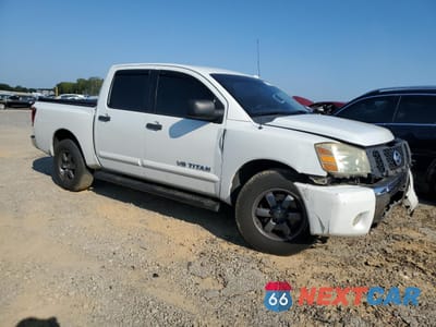 Czwarte zdjęcie samochodu z boku: 2013 NISSAN TITAN S VIN:1N6BA0ED1DN305563 - miniatura