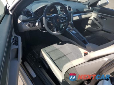 Zdjęcie 8 z 12 samochodu: 2018 PORSCHE CAYMAN VIN:WP0AA2A87JK260774 - miniatura