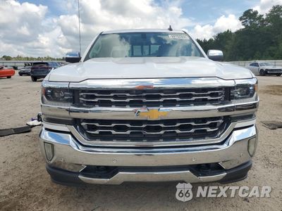 Piąte zdjęcie samochodu w środku: 2017 CHEVROLET SILVERADO C1500 LTZ VIN:3GCPCSECXHG273894 - miniatura