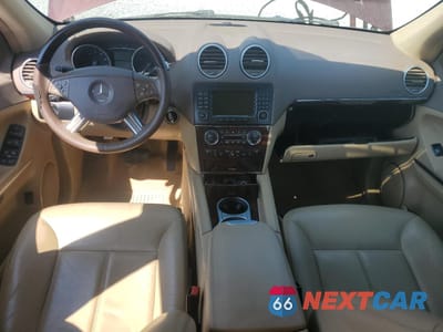 Zdjęcie 8 z 15 samochodu: 2008 MERCEDES-BENZ GL 550 4MATIC VIN:4JGBF86E68A330252 - miniatura