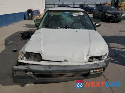 Piąte zdjęcie samochodu w środku: 1991 HONDA CIVIC DX VIN:1HGED3546ML040726 - miniatura