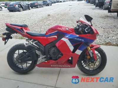 2023 HONDA CBR600 RR JH2PC40J7PK900292 - główne zdjęcie licytacji z USA - miniatura