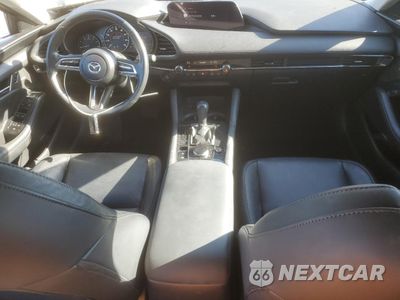 Zdjęcie 8 z 15 samochodu: 2020 MAZDA 3 PREMIUM VIN:3MZBPAEM9LM116852 - miniatura