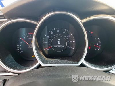 Zdjęcie 9 z 15 samochodu: 2015 KIA OPTIMA LX VIN:5XXGM4A75FG365853 - miniatura