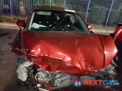 Piąte zdjęcie samochodu w środku: 2004 MAZDA 3 I VIN:JM1BK32F191220311 - miniatura