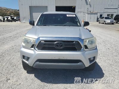 Piąte zdjęcie samochodu w środku: 2013 TOYOTA TACOMA DOUBLE CAB VIN:5TFLU4EN6DX063081 - miniatura