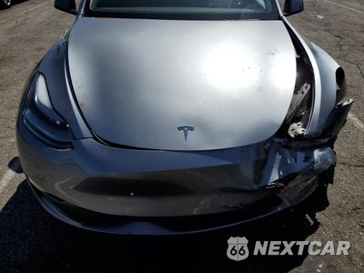 Zdjęcie 11 z 14 samochodu: 2024 TESLA MODEL Y VIN:7SAYGAEE4RF125173 - miniatura