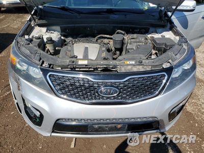 Zdjęcie 11 z 12 samochodu: 2013 KIA SORENTO SX VIN:5XYKWDA25DG359410 - miniatura