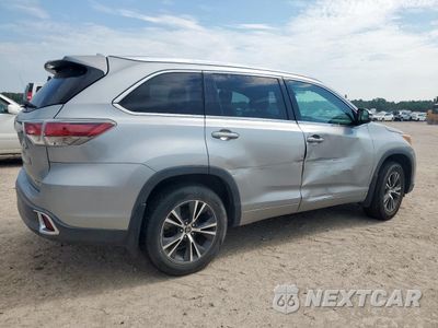 Trzecie zdjęcie samochodu z tyłu: 2016 TOYOTA HIGHLANDER XLE VIN:5TDJKRFH9GS313894 - miniatura
