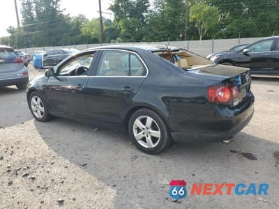 Drugie zdjęcie samochodu z przodu: 2008 VOLKSWAGEN JETTA SE VIN:3VWRM71K48M113394 - miniatura