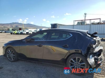 Drugie zdjęcie samochodu z przodu: 2020 MAZDA 3 VIN:JM1BPALM4L1172930 - miniatura