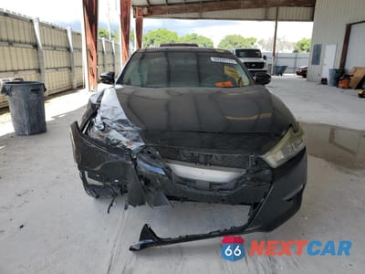 Piąte zdjęcie samochodu w środku: 2018 NISSAN MAXIMA 3.5S VIN:1N4AA6AP1JC385820 - miniatura