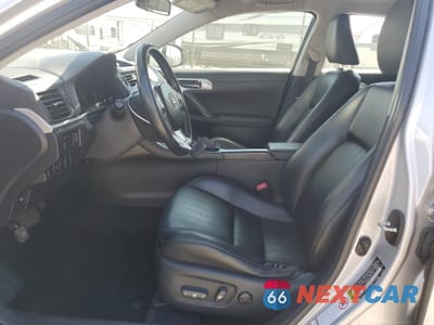 Zdjęcie 7 z 14 samochodu: 2012 LEXUS CT 200 VIN:JTHKD5BH6C2066427 - miniatura