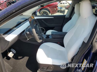 Zdjęcie 7 z 14 samochodu: 2023 TESLA MODEL Y VIN:7SAYGDEF7PF699550 - miniatura