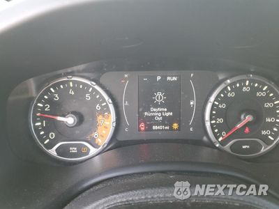 Zdjęcie 9 z 13 samochodu: 2017 JEEP RENEGADE LATITUDE VIN:ZACCJBBB9HPE59845 - miniatura