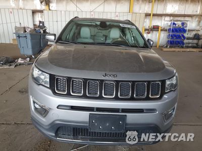 Piąte zdjęcie samochodu w środku: 2020 JEEP COMPASS LIMITED VIN:3C4NJDCB2LT148066 - miniatura