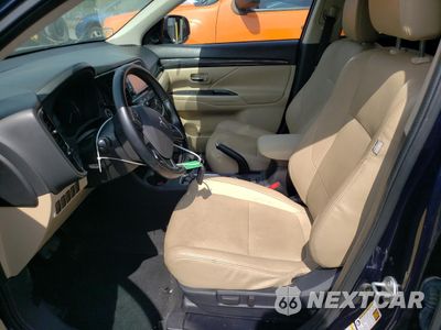 Zdjęcie 7 z 13 samochodu: 2016 MITSUBISHI OUTLANDER SE VIN:JA4AZ3A38GZ020873 - miniatura