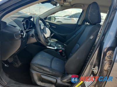Zdjęcie 7 z 15 samochodu: 2019 TOYOTA YARIS IA VIN:3MYDLBYV8JY303847 - miniatura