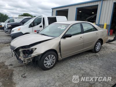2004 TOYOTA CAMRY 4T1BE32K74U863317 - główne zdjęcie licytacji z USA - miniatura
