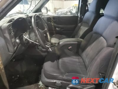 Zdjęcie 7 z 15 samochodu: 2003 CHEVROLET BLAZER VIN:1GNCS18X63K137572 - miniatura