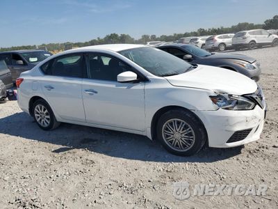 Czwarte zdjęcie samochodu z boku: 2017 NISSAN SENTRA S VIN:3N1AB7AP6HY232917 - miniatura