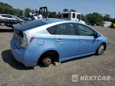 Trzecie zdjęcie samochodu z tyłu: 2012 TOYOTA PRIUS PLUG-IN VIN:JTDKN3DP4C3010116 - miniatura
