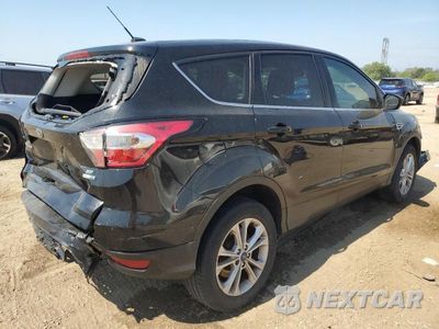 Trzecie zdjęcie samochodu z tyłu: 2017 FORD ESCAPE SE VIN:1FMCU9GD6HUD67306 - miniatura